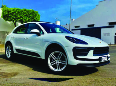 Location Porsche Macan Casablanca